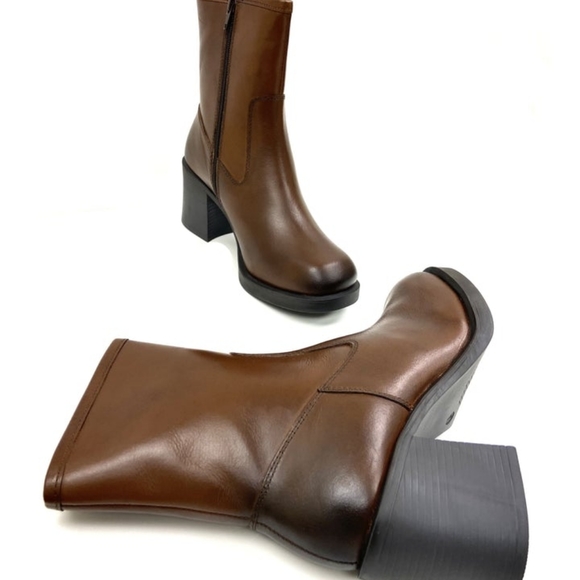 Lyla 70's Cognac BootRegular price$119.00 - Picture 12 of 15